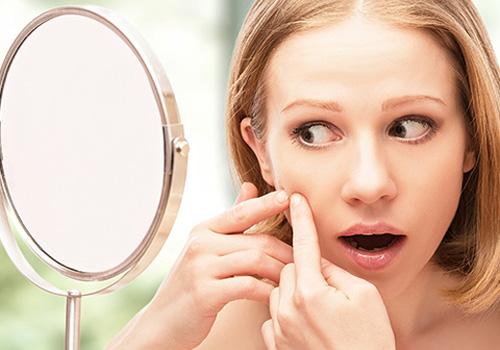 挤完痘痘可以涂芦荟胶吗 挤完痘痘涂芦荟胶好吗