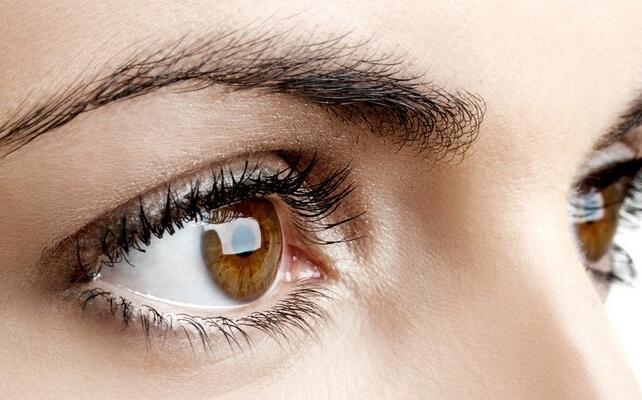增长睫毛最有效的方法 这5个妙招可以学起来了！