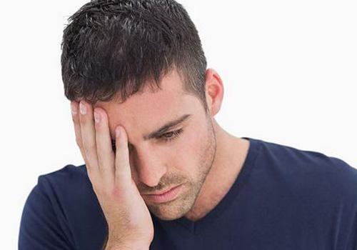 引发男性尿道炎是什么原因 男性尿道炎有什么危害