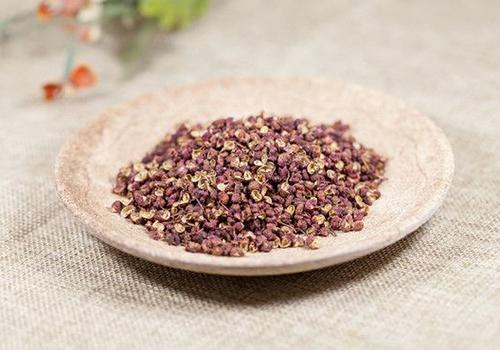 花椒泡酒能治腰间盘突出吗 花椒治腰椎盘突出偏方