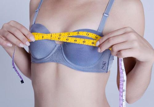 隆胸会下垂吗 隆胸会留疤吗