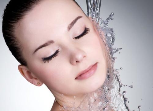 预防痘痘的方法 4点教你护理肌肤