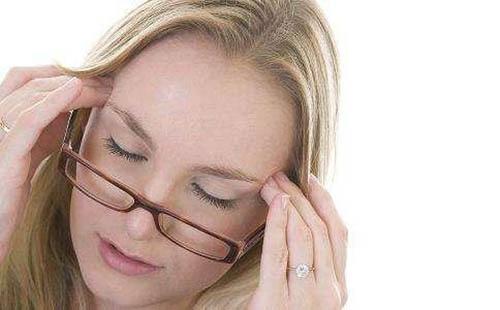 脸色暗黄是什么原因 美白去黄的6大突破技巧