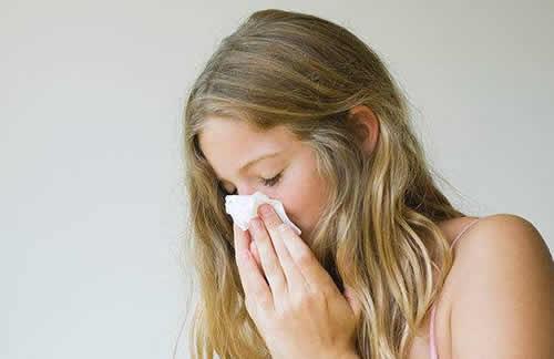 鼻子脱皮痒是怎么回事