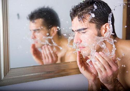 淘米水天天洗脸可以吗 淘米水可以直接洗脸吗