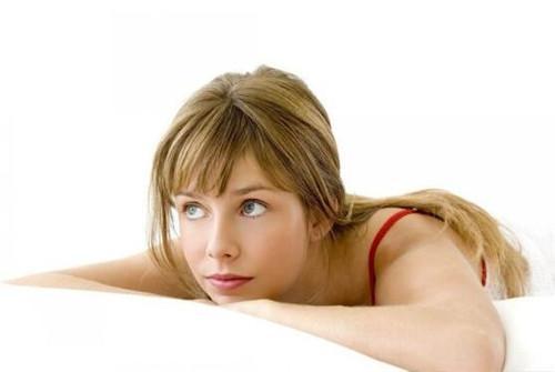 女人脸色发黄怎么办 7点让你恢复好气色