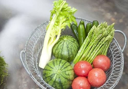 黑眼圈很重怎么消除 4个方法特别有效