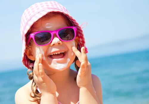 皮肤黑怎么变白 记住这8个秘诀就可以了