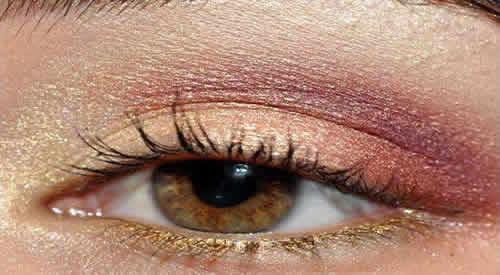 只涂眼影不画眼线 教你只靠眼影打造魅力大眼睛