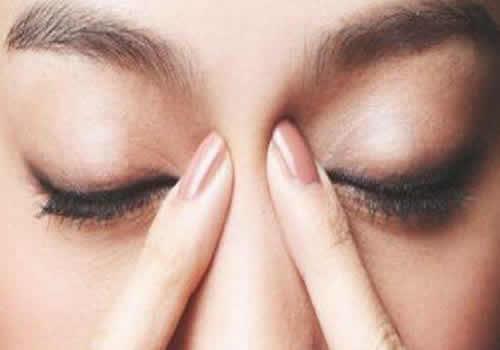 敷眼膜前要用爽肤水吗 敷眼膜后要用什么护肤品