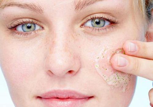 全身去角质的正确方法 脸上身上要区别对待