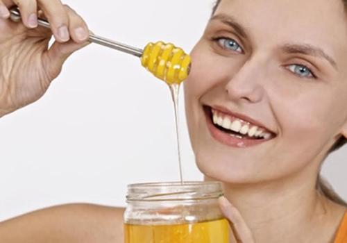 每天用蜂蜜敷脸好吗 天天用蜂蜜敷脸会怎样