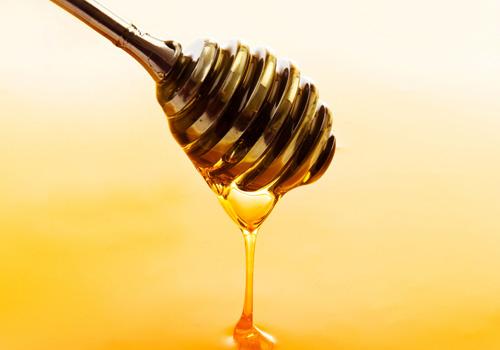 过期的蜂蜜可以敷脸吗 涨知识了！过期的蜂蜜居然还可以这样用