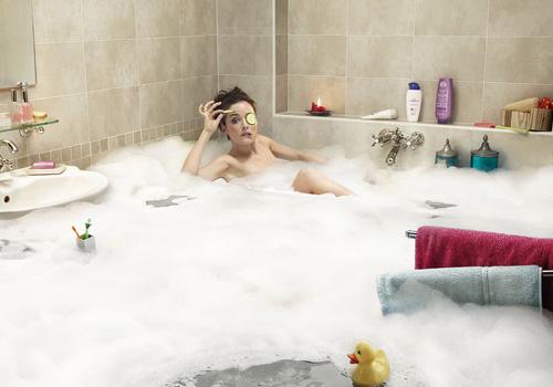 用什么洗澡皮肤会变白 洗澡水里加点它让你皮肤更白皙