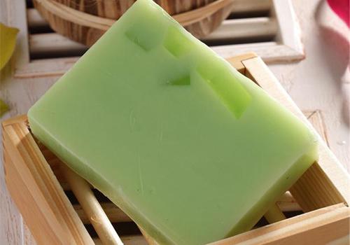 洁面皂的使用方法