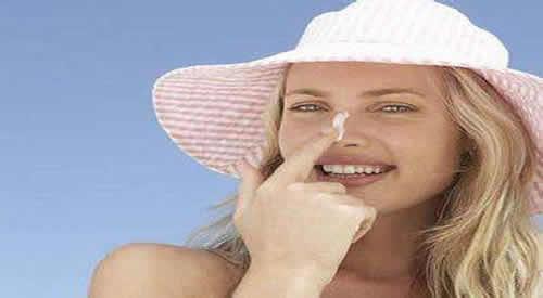 化妆后如何补涂防晒霜