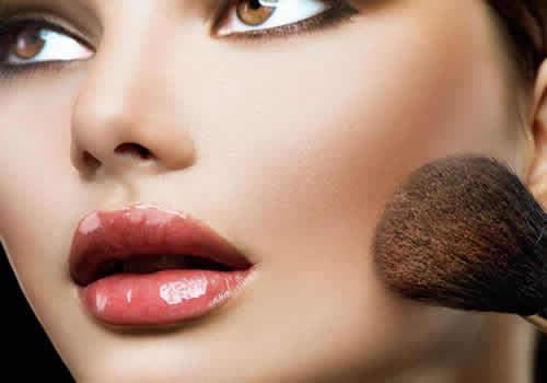 不洗脸上妆有什么危害 危害多到你根本不敢想象！