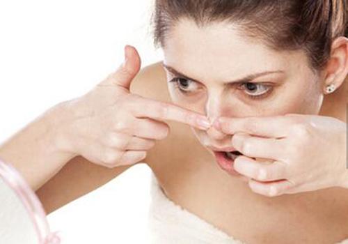 神仙水用了长痘痘怎么回事