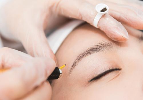 夏天爱流汗可以绣眉吗 纹眉一定要知道这些