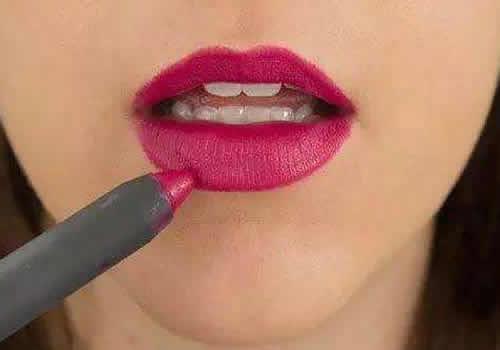 口红沾杯是什么意思 口红沾杯怎么办