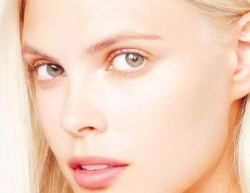 怎么洗脸可以美白 早晨洗脸水中加点料