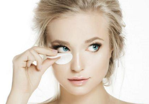 眼膜和面膜可以一起敷吗 眼膜怎么用效果好