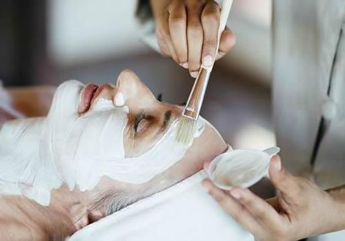 敷眼膜后可以敷面膜吗 眼膜和面膜可以同时使用