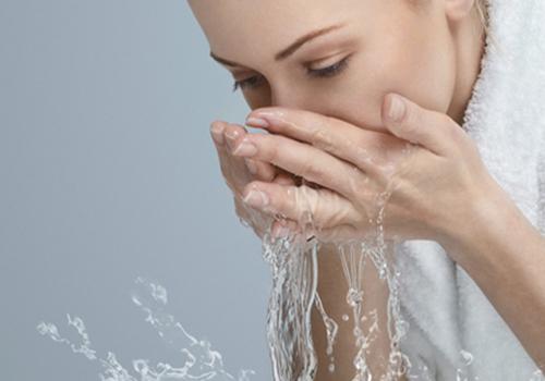 油性皮肤怎么改善 4个小妙招解决出油肌