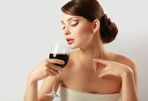 备孕可以喝红酒吗 备孕喝红酒有影响吗