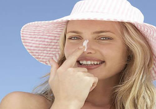 防晒乳跟气垫怎么使用 关于防晒乳和气垫的使用知识大全！