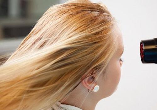 头发干枯毛躁怎么办 这5点你要注意