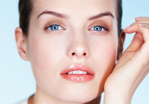 嘴边长痘痘是什么原因 6个因素要特别注意