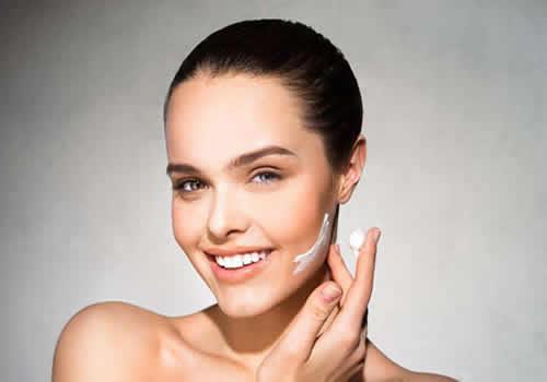 只涂cc霜可以吗 涂cc霜前后还需要涂哪些东西