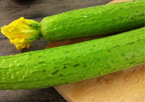 丝瓜水可以当爽肤水用吗 丝瓜水能代替爽肤水吗