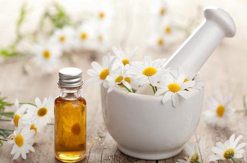 精油擦脸有什么好处 精油擦脸上需要清洗吗