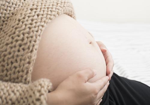 孕妇皮肤干燥可以用橄榄油吗 孕妇用橄榄油有什么好处