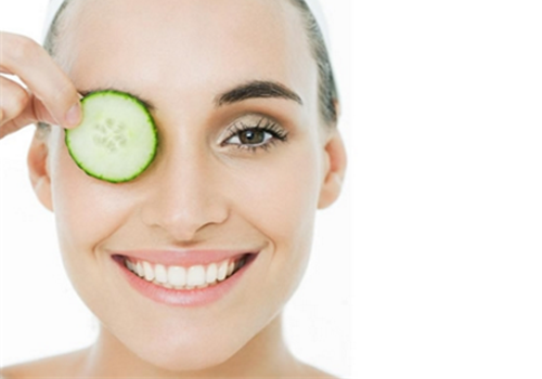 夏季皮肤爱出油怎么办 教你如何控油补水