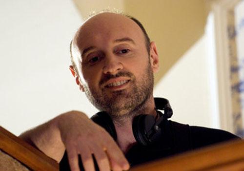 男人秃顶是什么原因 七个习惯防止男人秃顶