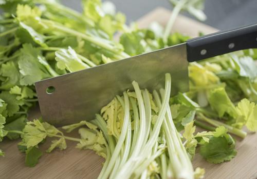 芹菜有减肥的功效吗 芹菜杀精是真的吗