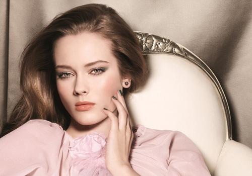 皮肤发黄暗沉是什么原因 7个因素要注意