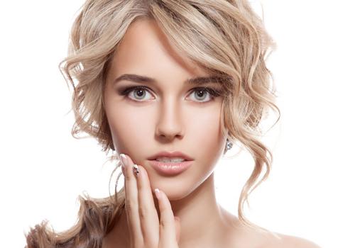 头发发白吃什么食物好 哪些方法无法治疗头发灰白