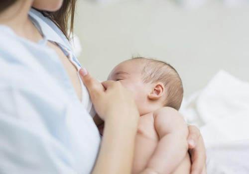 哺乳期能不能吃橄榄(哺乳期能不能吃橄榄油炒菜)