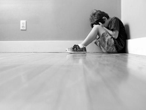 患自闭症的原因（自闭症主要原因）