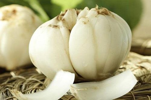 咽喉炎吃中药效果好吗(慢性咽喉炎吃中药效果好吗)