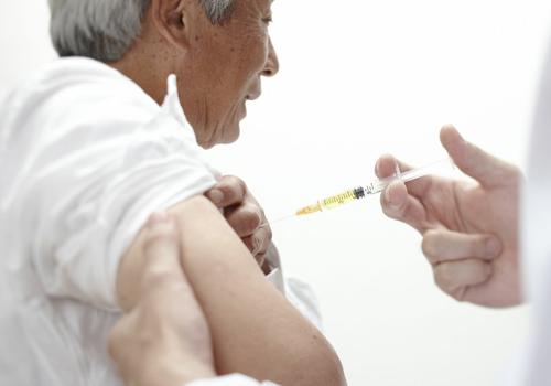 多囊卵巢综合症不来月经怎么办 多囊卵巢综合症不来月经怎么办吃什么药