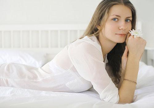 来月经能吃感冒药吗 13岁女孩来月经能吃感冒药吗