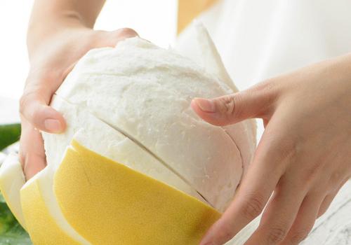 柚子皮能治咳嗽吗（柚子皮能治咳嗽吗?）