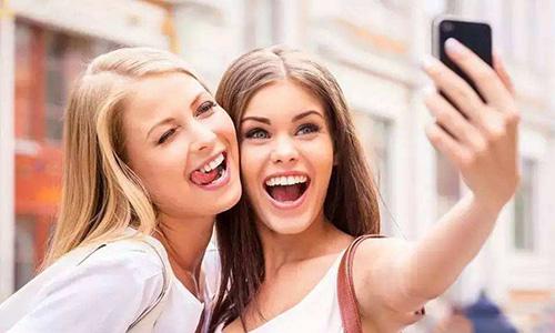 为什么有些人喜欢发朋友圈 喜欢发朋友圈的人通常什么性格