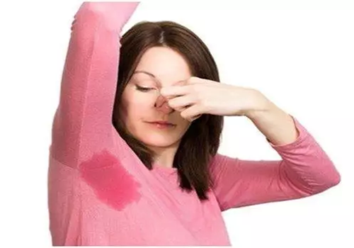 腋臭打肉毒素的后遗症 腋下打肉毒素会全身臭