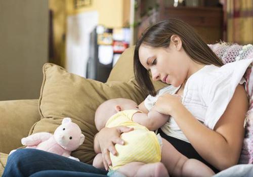 产后吃什么下奶快(产后吃什么下奶快而且奶多)